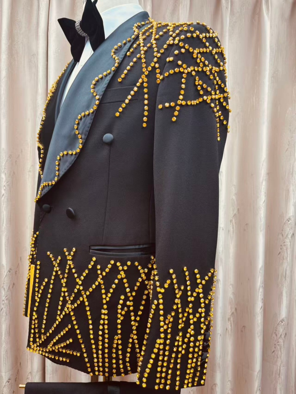 Man Exquisite Beaded Suit Set  - огляд і ціна Men Formal Wear Clothes